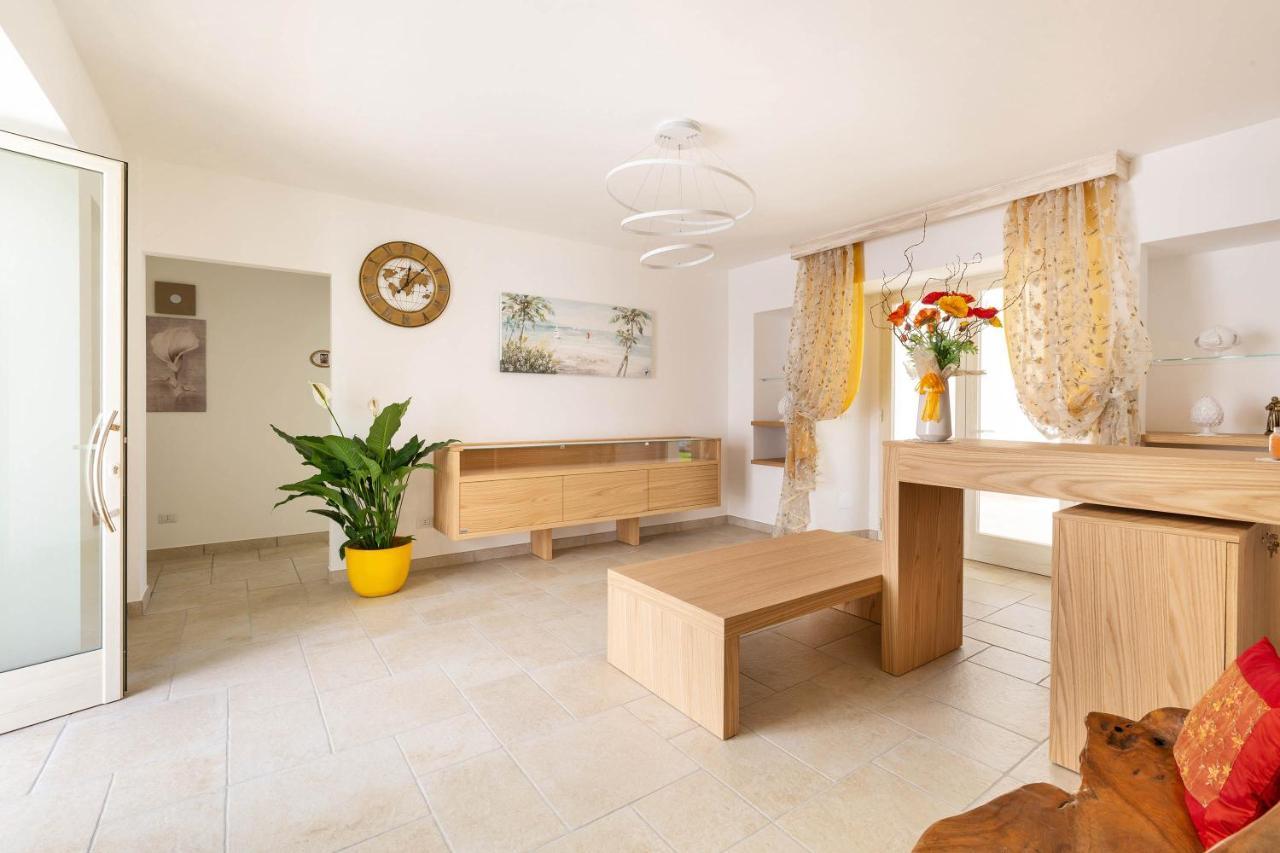 B&B I Tarocchi Porto Cesareo Buitenkant foto